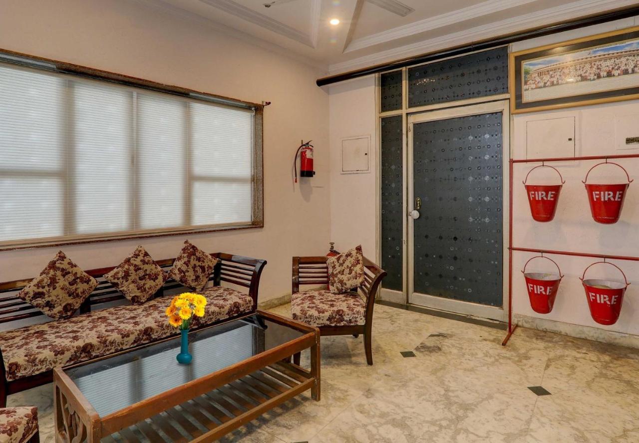 فندق Collection O Premier Near Hazratganj لاكناو المظهر الخارجي الصورة