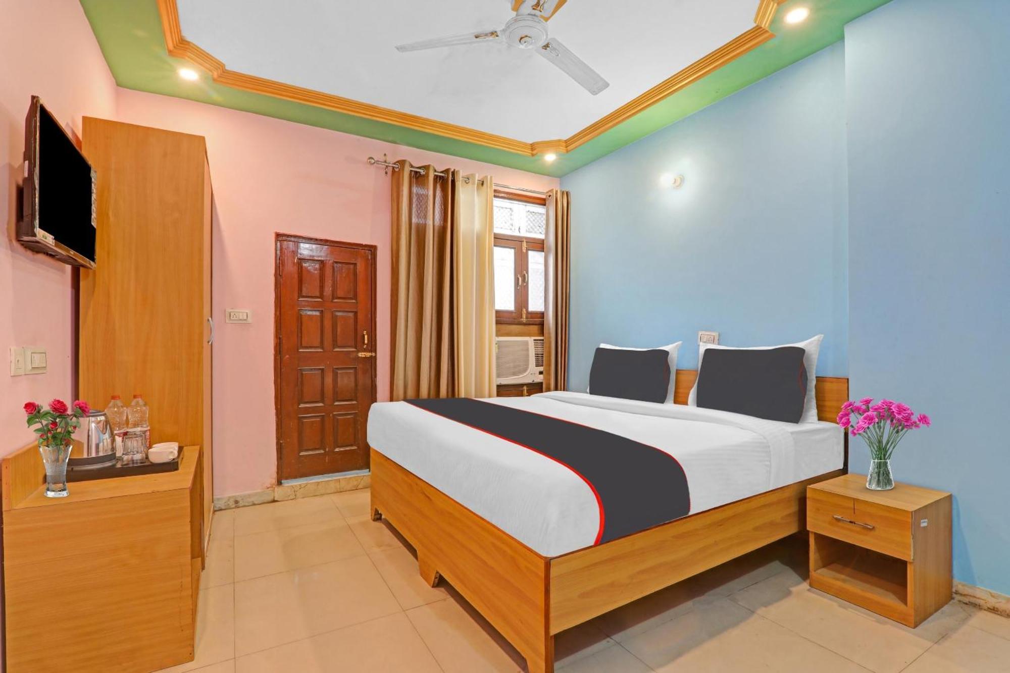 فندق Collection O Premier Near Hazratganj لاكناو المظهر الخارجي الصورة